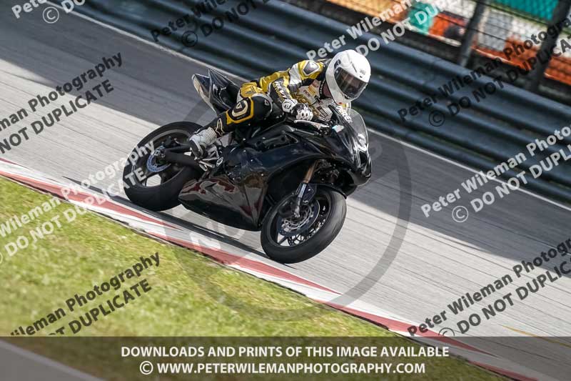 Sepang;event digital images;motorbikes;no limits;peter wileman photography;trackday;trackday digital images